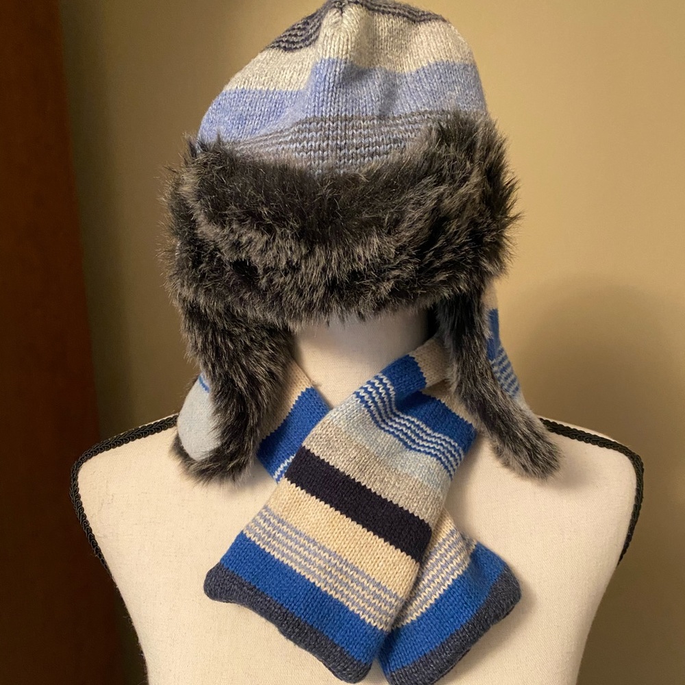 Gap Toddler Winter Hat (scarf not included)